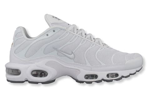 nike tn damen weiss|nike tuned schuhe.